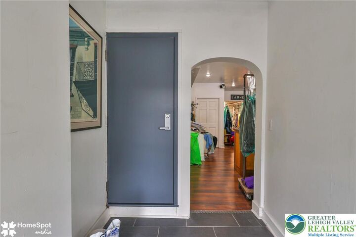 Property Photo:  1210 W Turner Street 2  PA 18104 