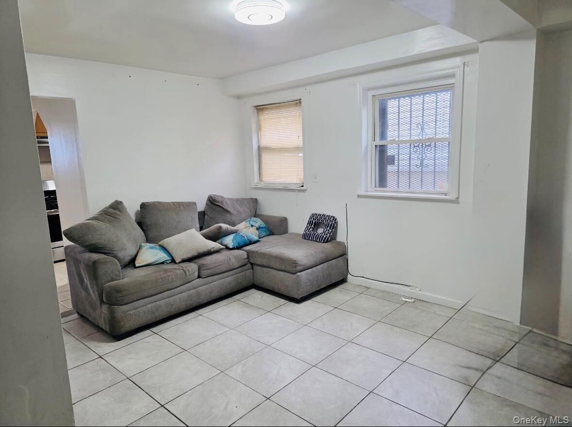 Property Photo:  1729 Barnes Avenue  NY 10462 