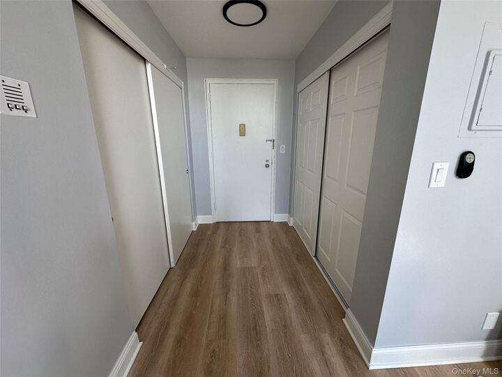 Property Photo: 3307 Villa At The Woods NY 10566