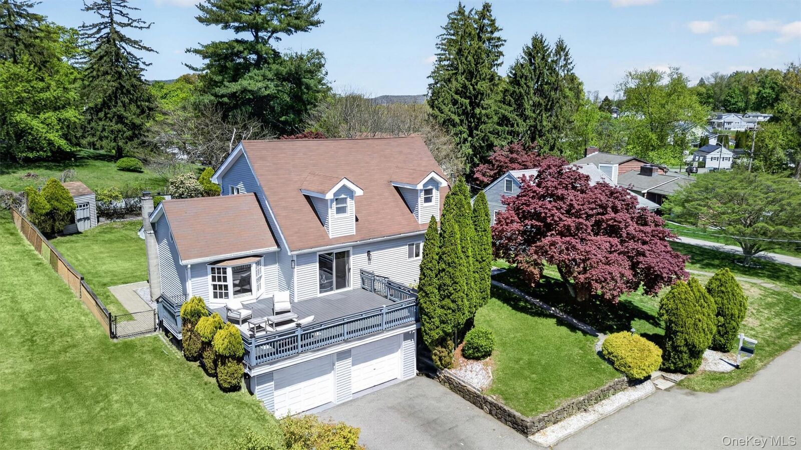 Property Photo:  5 Arlington Court  NY 10548 