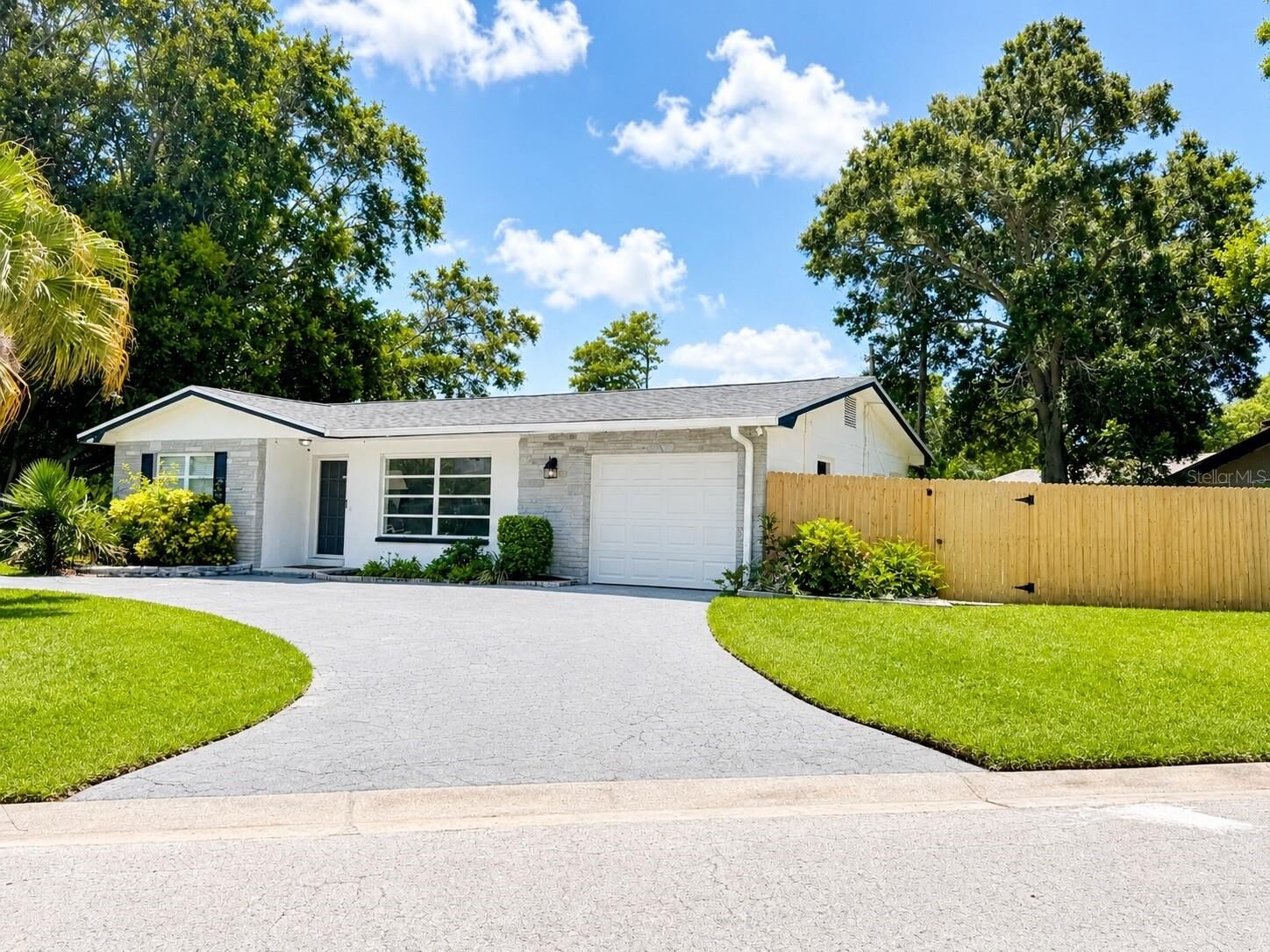 Property Photo: 12620 82nd Terrace FL 33776