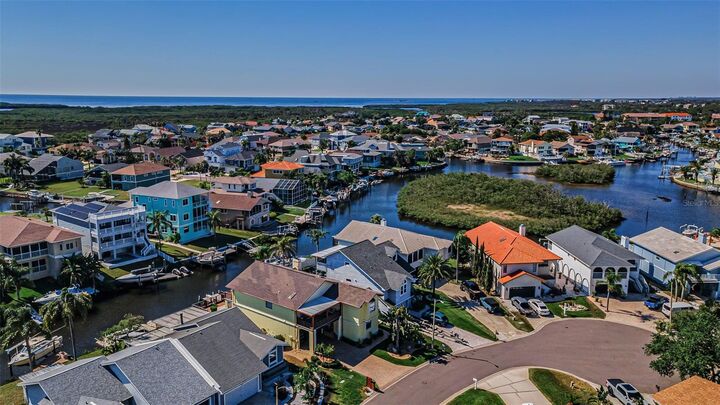 Property Photo: 6009 Bayway Court FL 34652
