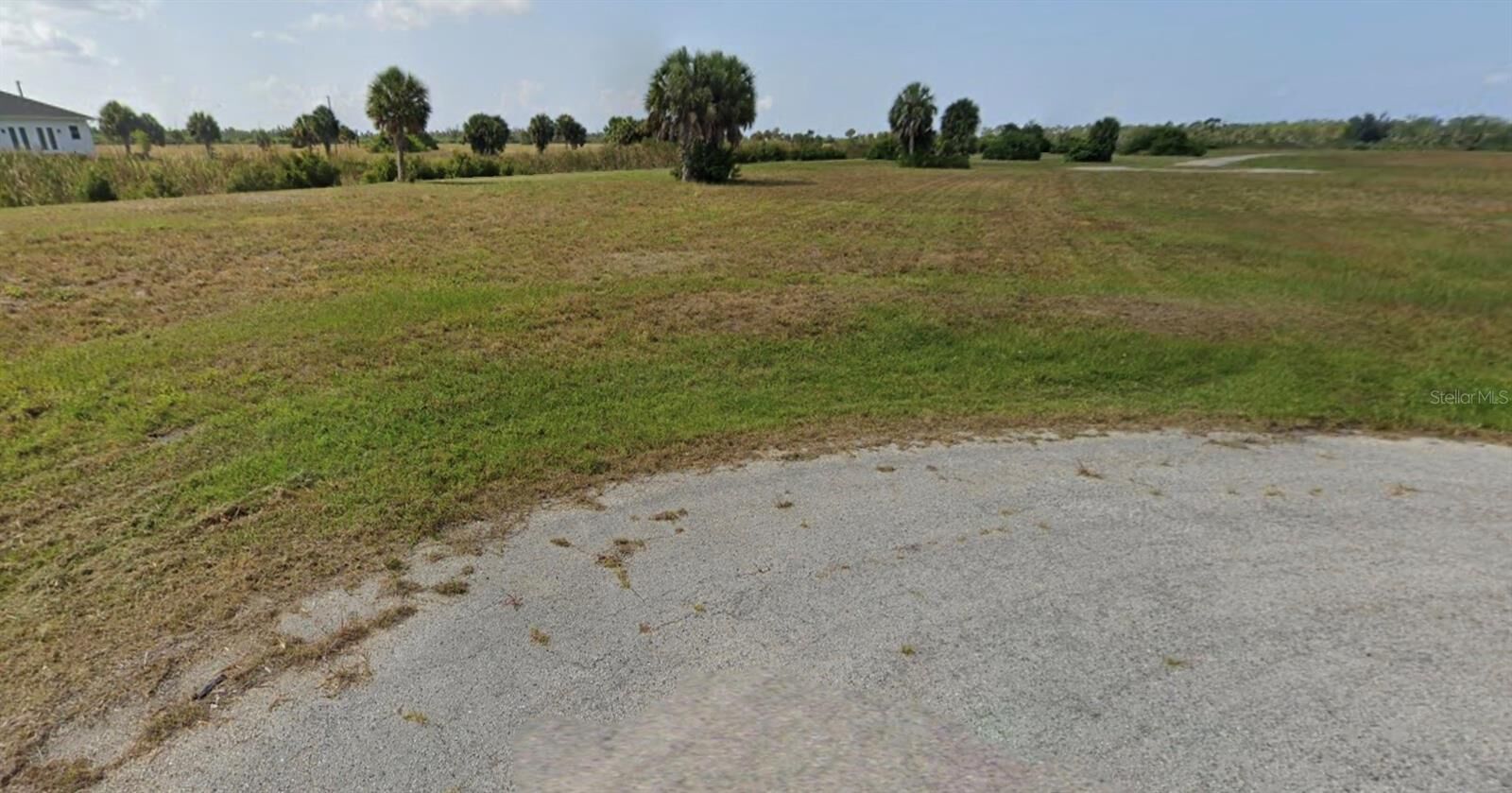 Property Photo:  2 Rye Court  FL 33946 