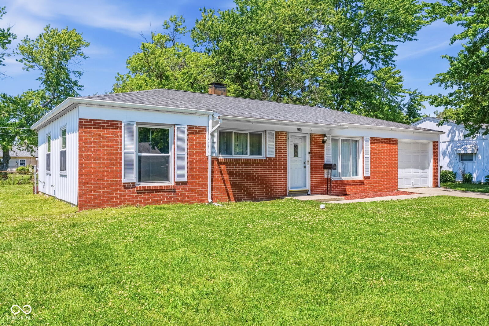 Property Photo:  2746 Streamside Drive  IN 47203 