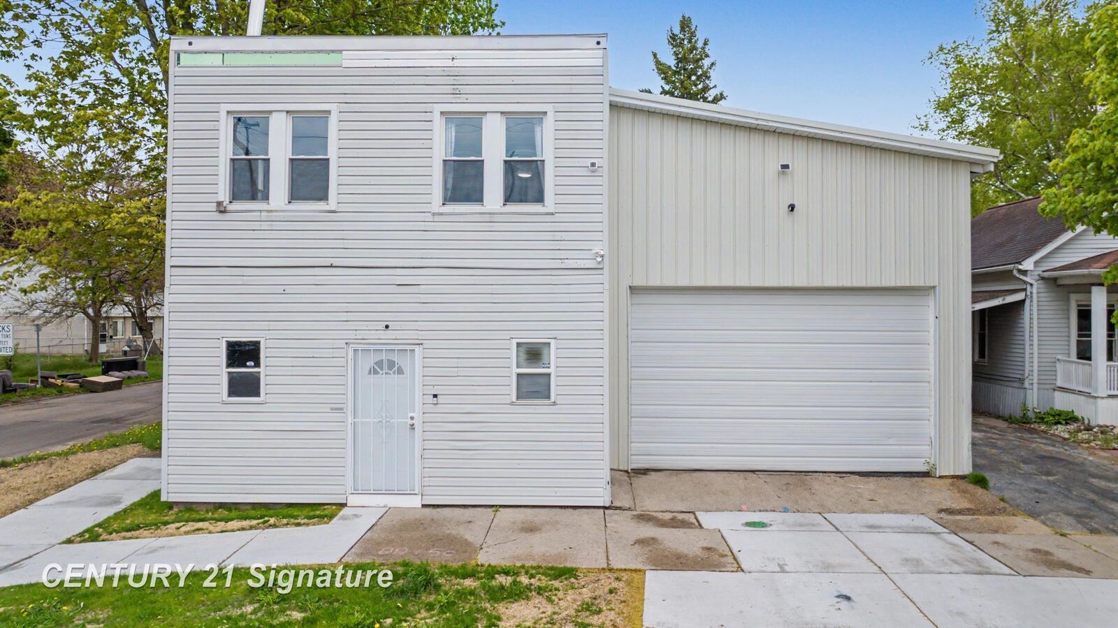 Property Photo:  1300 S Wheeler Street  MI 48602 