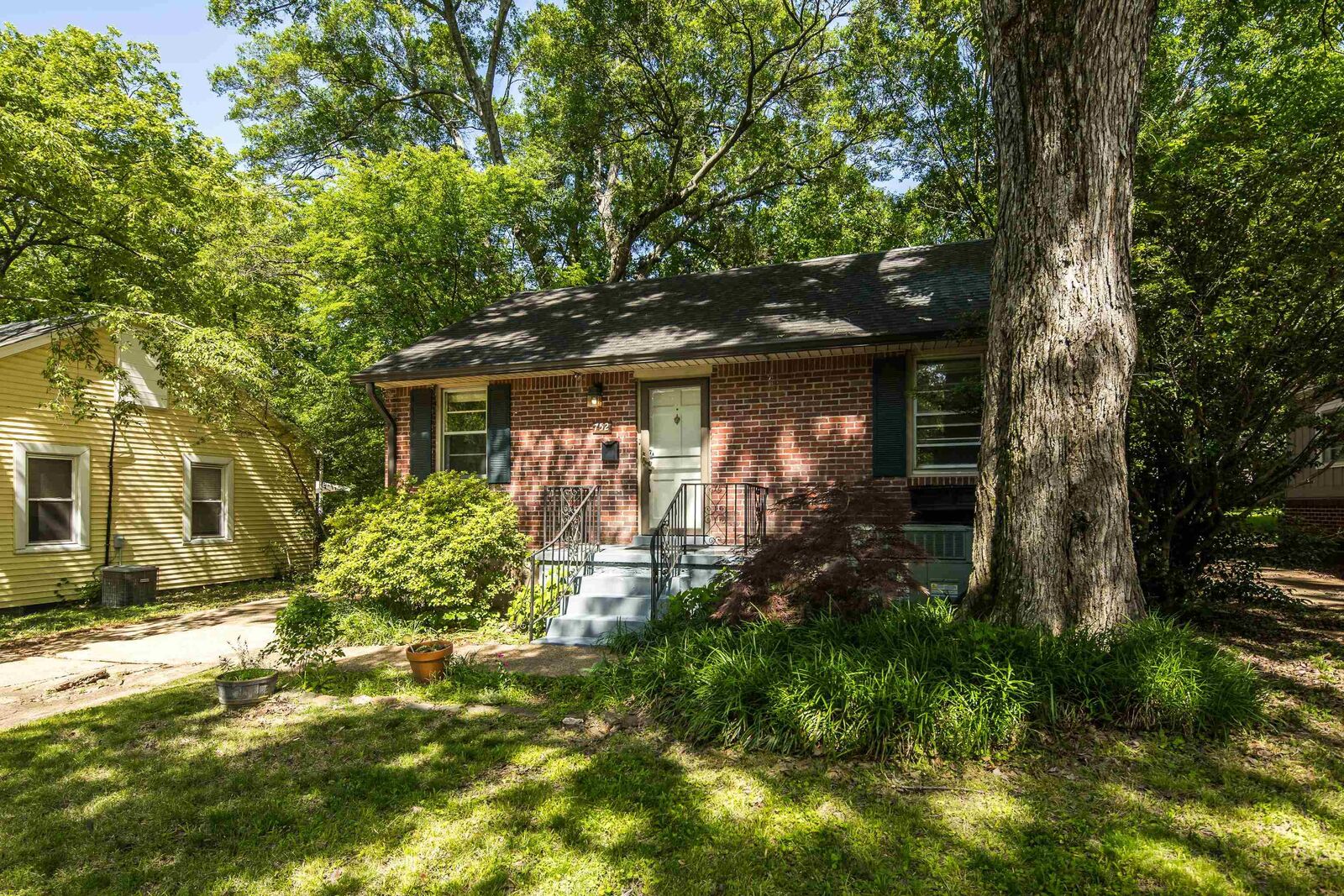 Property Photo:  752 Watson St  TN 38111 