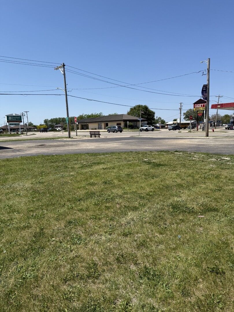 Property Photo: 459 W Walnut Street IL 61348