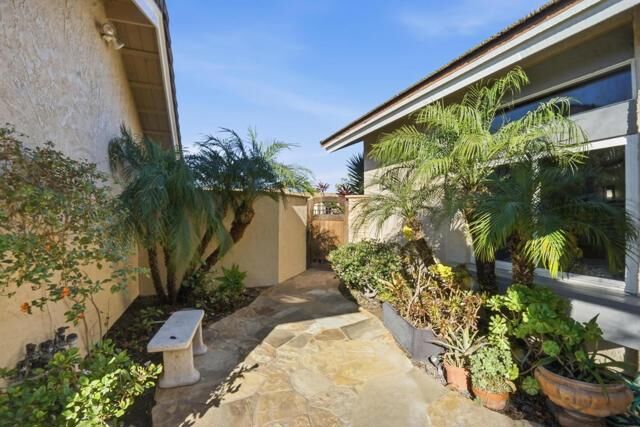 Property Photo:  18874 Mount Cimarron Street  CA 92708 
