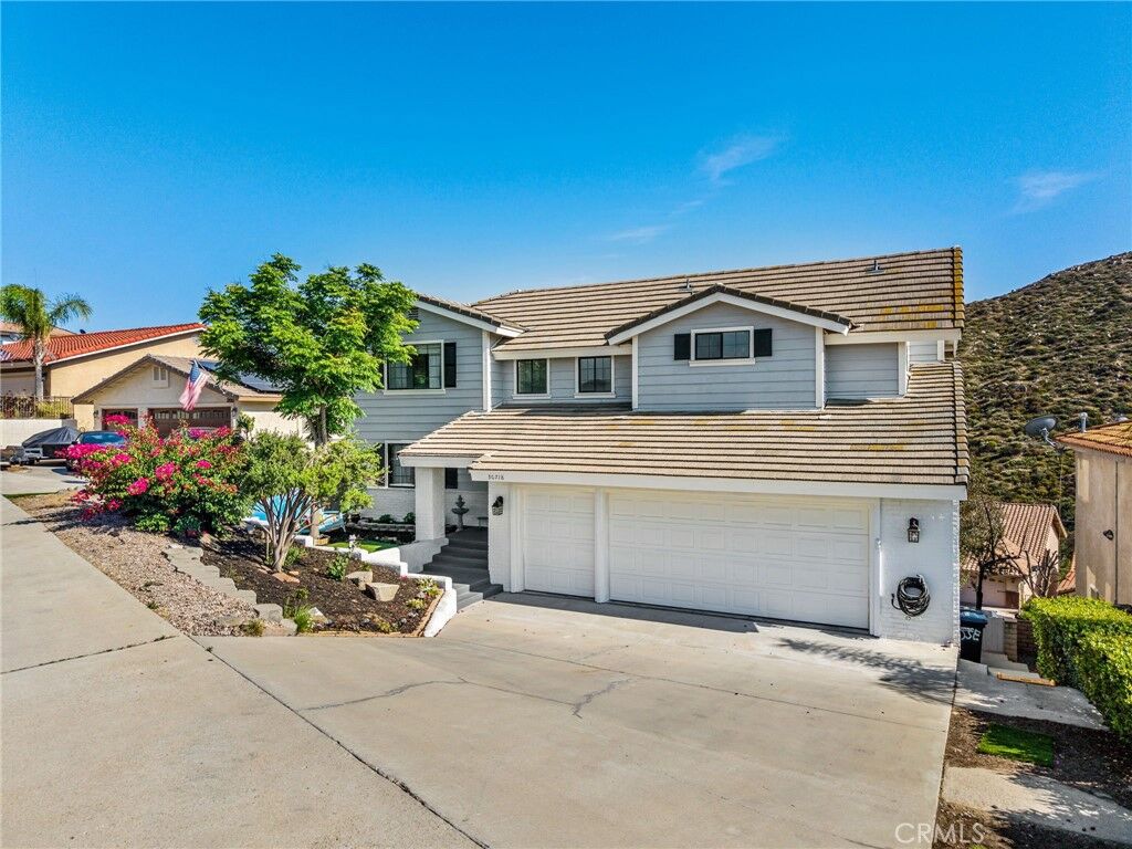 Property Photo:  30718 Early Round  CA 92587 