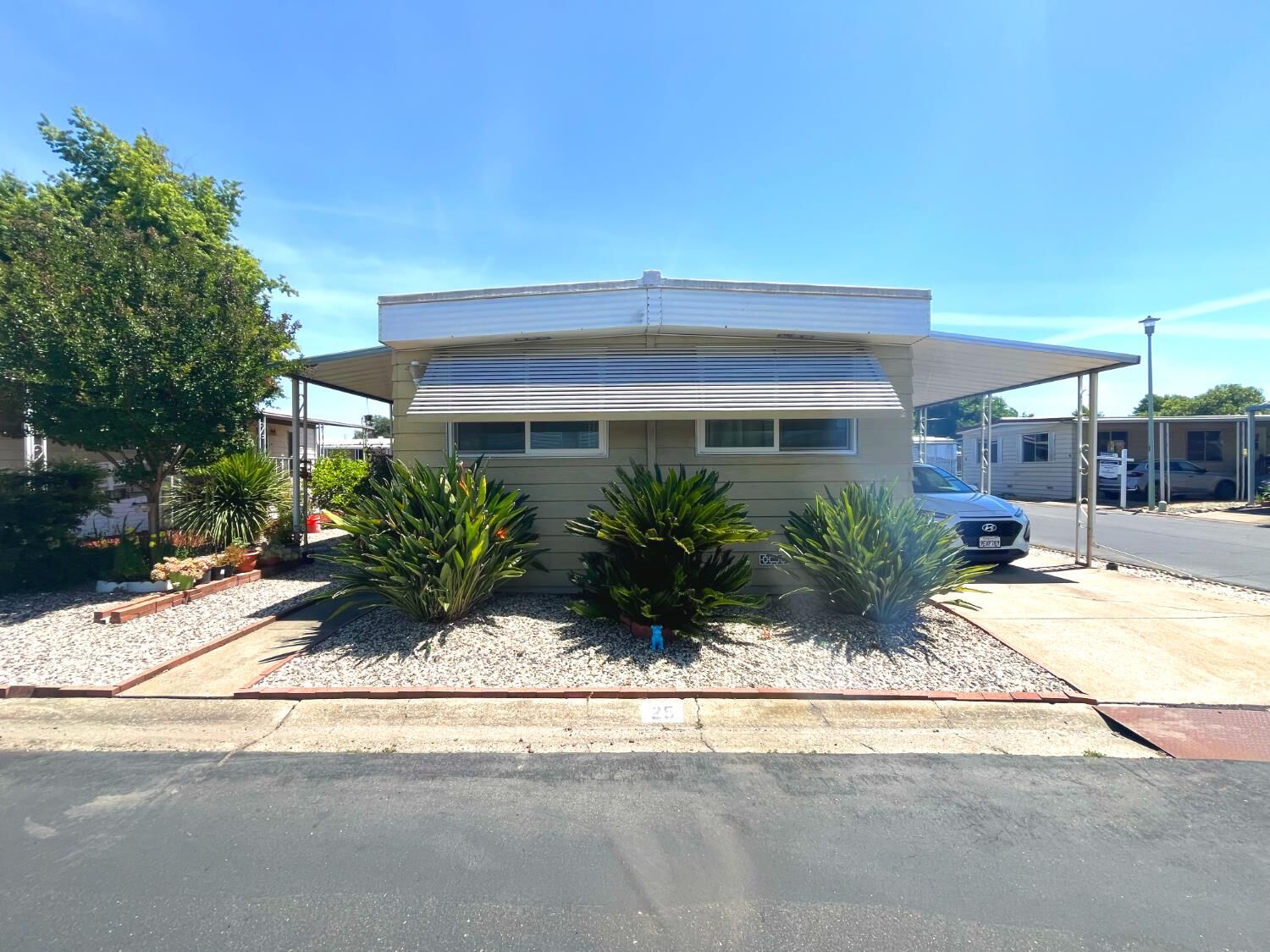 Property Photo:  8665 Florin Road 25  CA 95828 