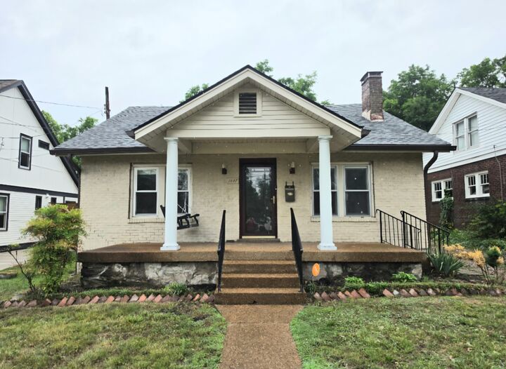Property Photo:  1007 Seymour Ave  TN 37206 