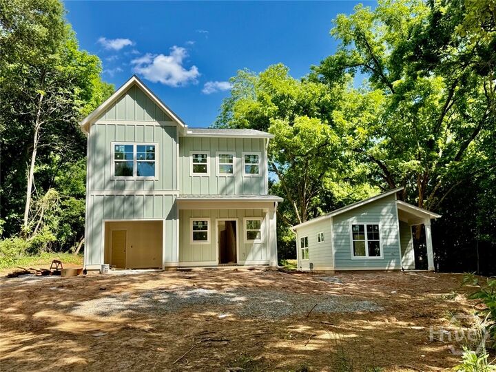 Property Photo: 136 N Peter Street GA 30601