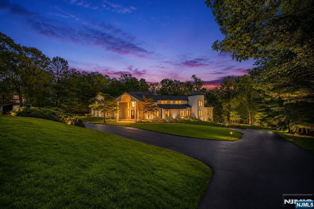Property Photo:  809 Shore Drive  NJ 07405 