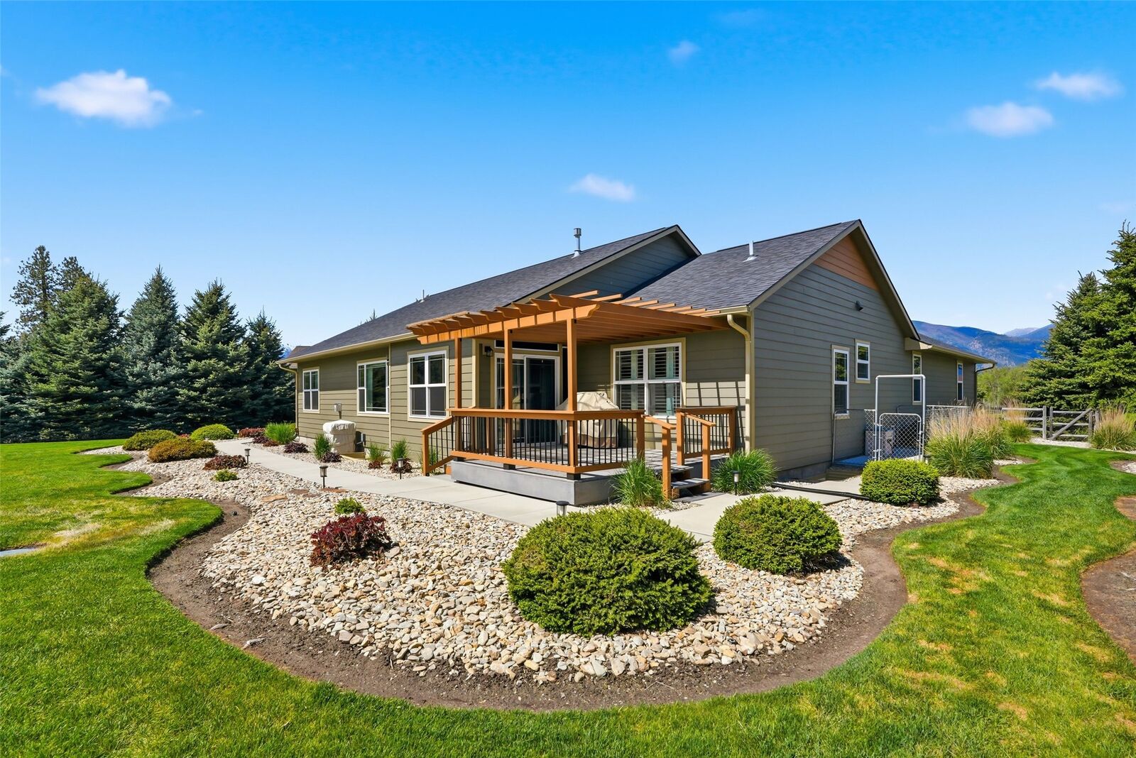 Property Photo:  85 Edge Drive  MT 59870 