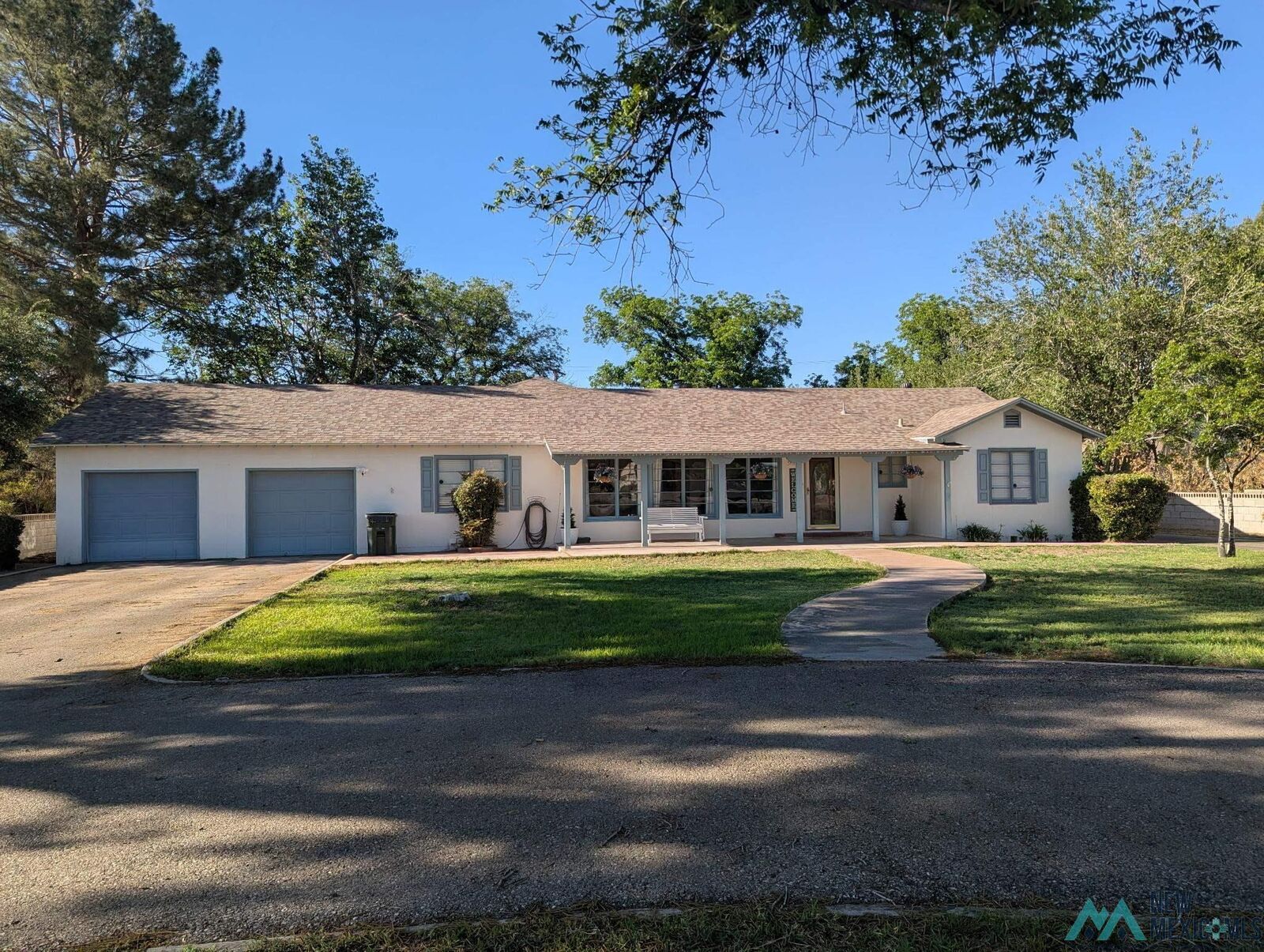 Property Photo: 1408 W Orchard Lane NM 88220