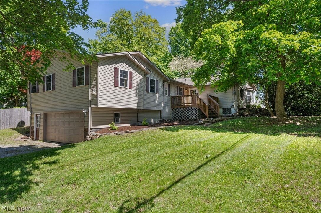 Property Photo: 10137 Johnnycake Ridge Road OH 44077