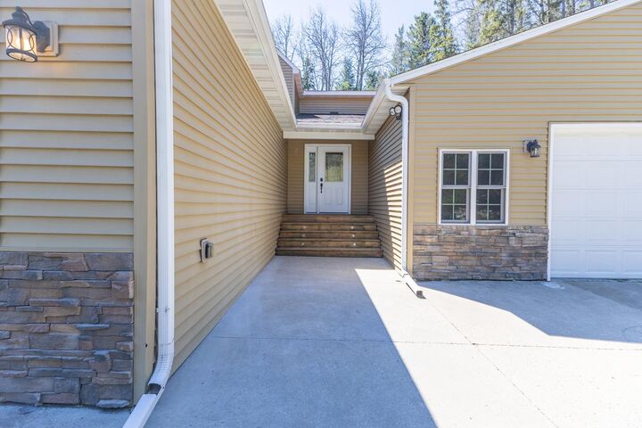 Property Photo:  508 Spruce Grove Lane NW  MN 56601 