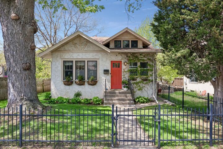 Property Photo:  4936 Xerxes Avenue S  MN 55410 