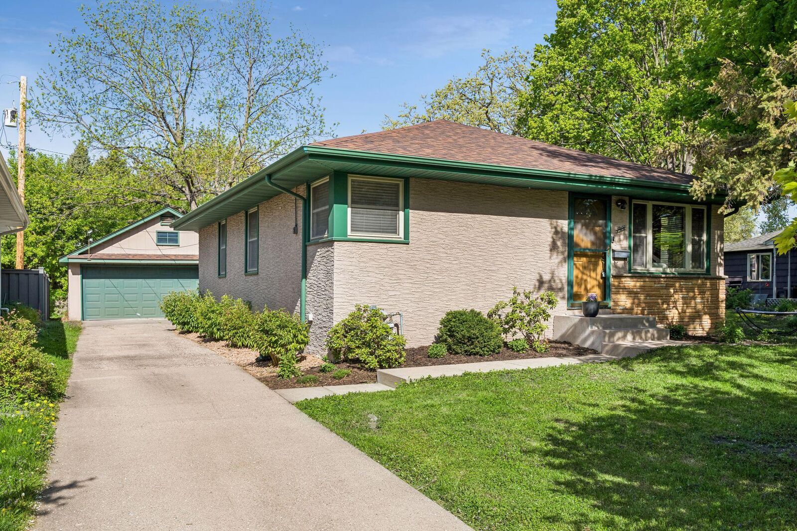 Property Photo: 1901 Malvern Street MN 55113