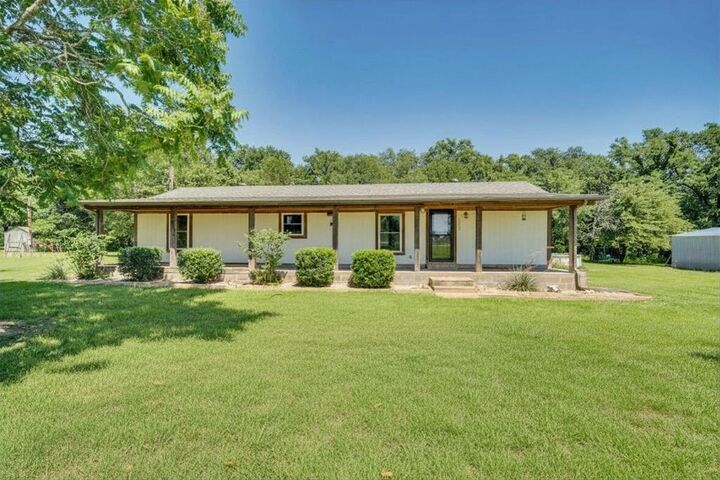 Property Photo:  5425 County Road 319  TX 76009 