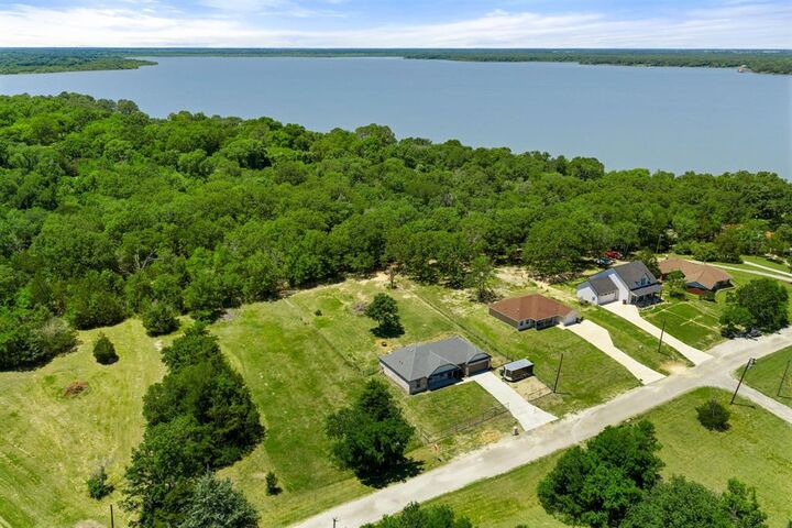 Property Photo:  10718 Karen Sue Court  TX 75474 
