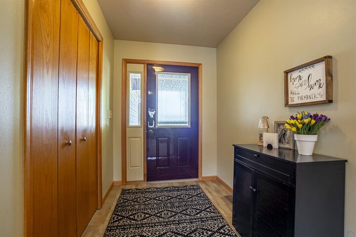 Property Photo:  53 18th St SE  IA 51031 