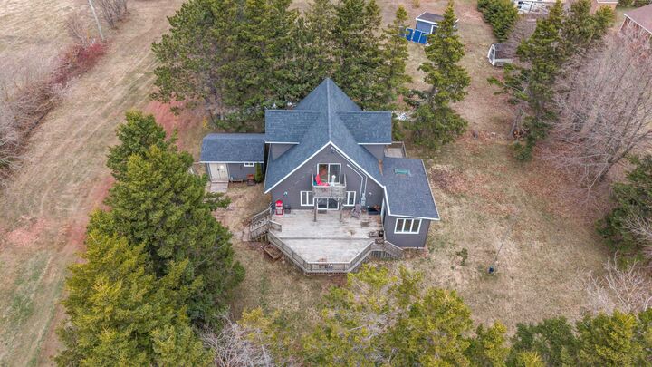 16 Levine Lane — photo 1