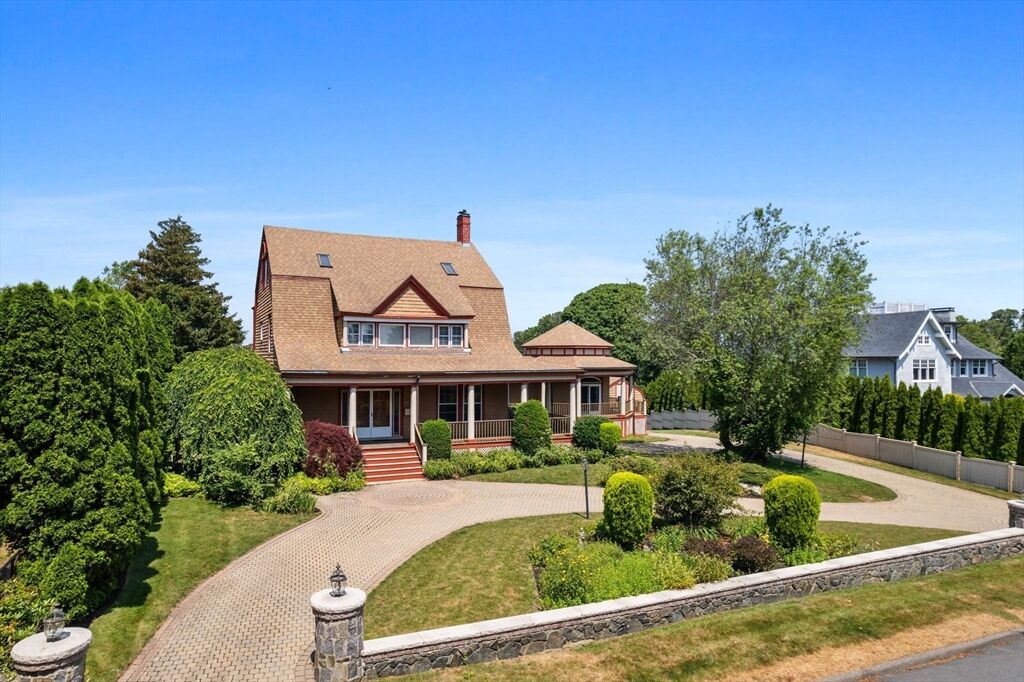 Property Photo:  372 Ocean Avenue  MA 01945 