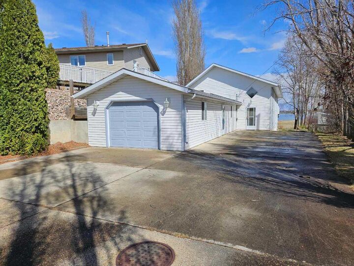 Property Photo: 41 Sands Street AB T0C 3B0
