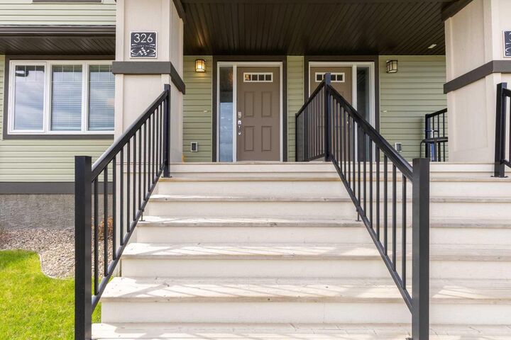 Property Photo:  326 Coalbanks Boulevard W  AB T1J 4V4 