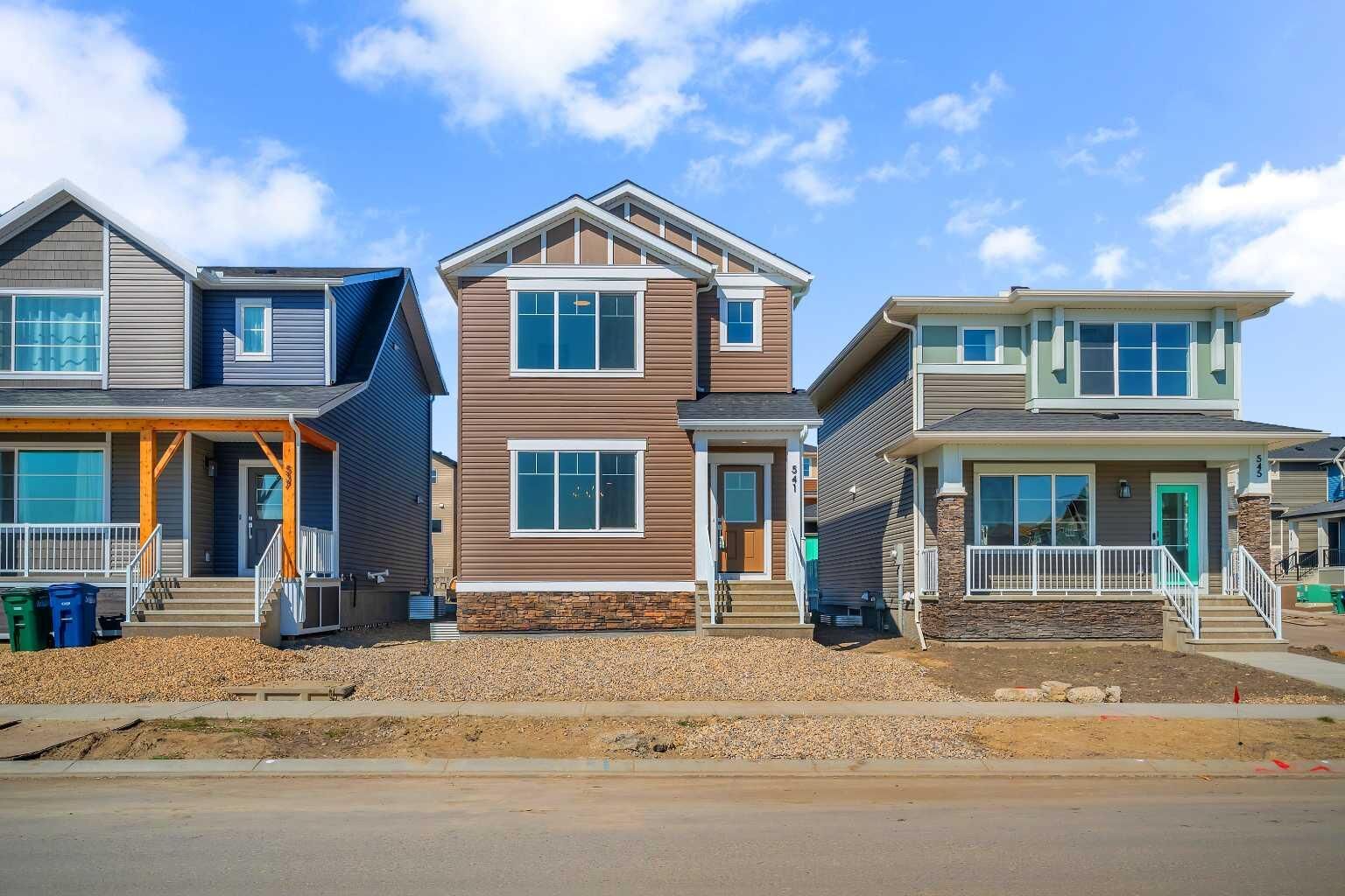 Property Photo:  541 Bayview Street SW  AB T4B 5M4 