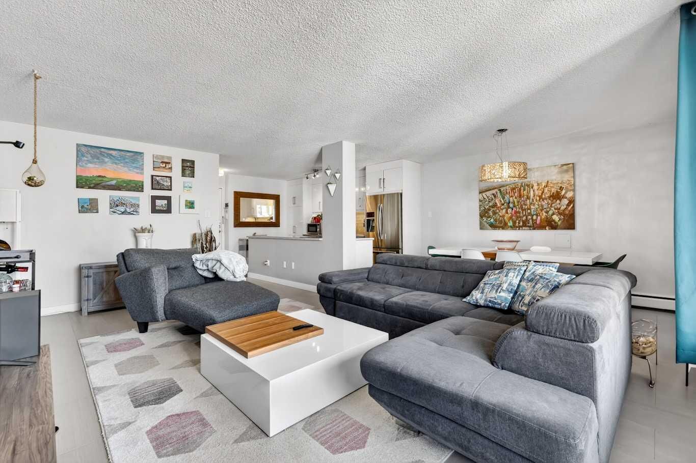 Property Photo:  1213 13 Avenue SW 802  AB T3C 0T2 