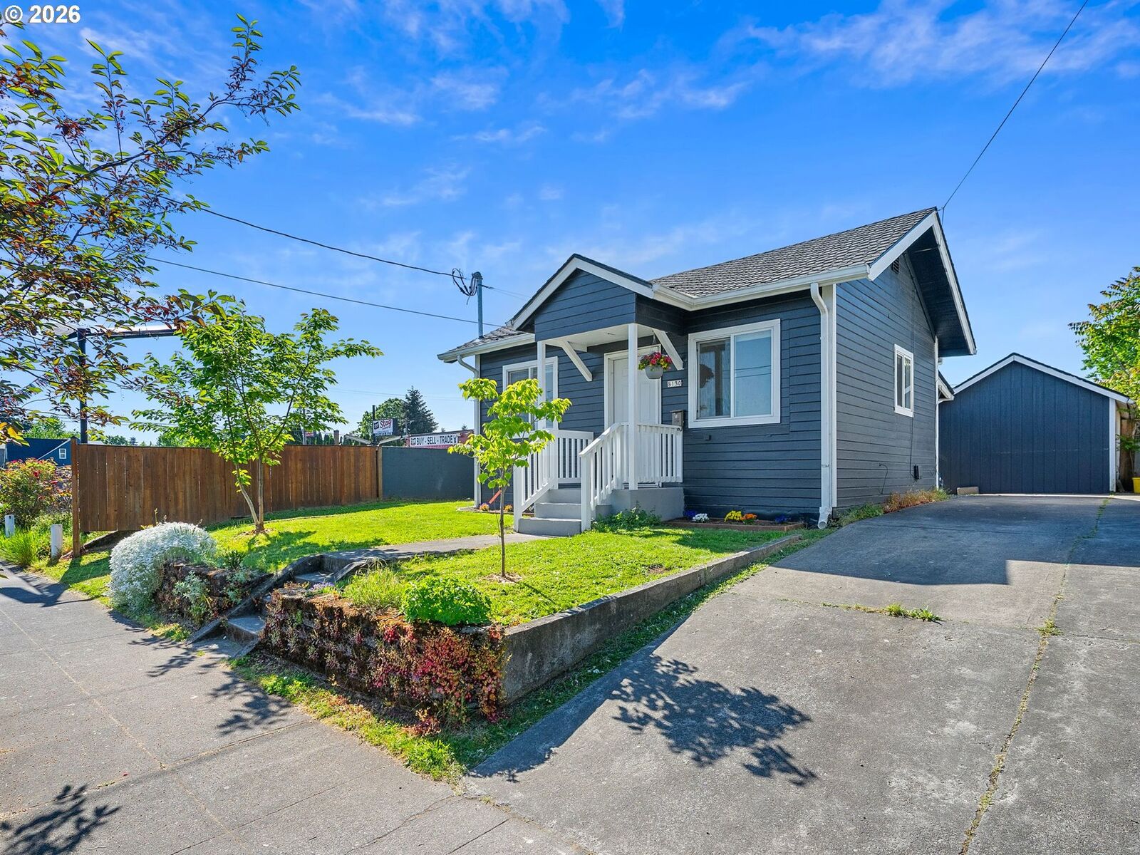 Property Photo:  8130 SE Yamhill St  OR 97215 