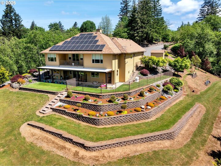 Property Photo:  201 Kenco Rd  WA 98671 