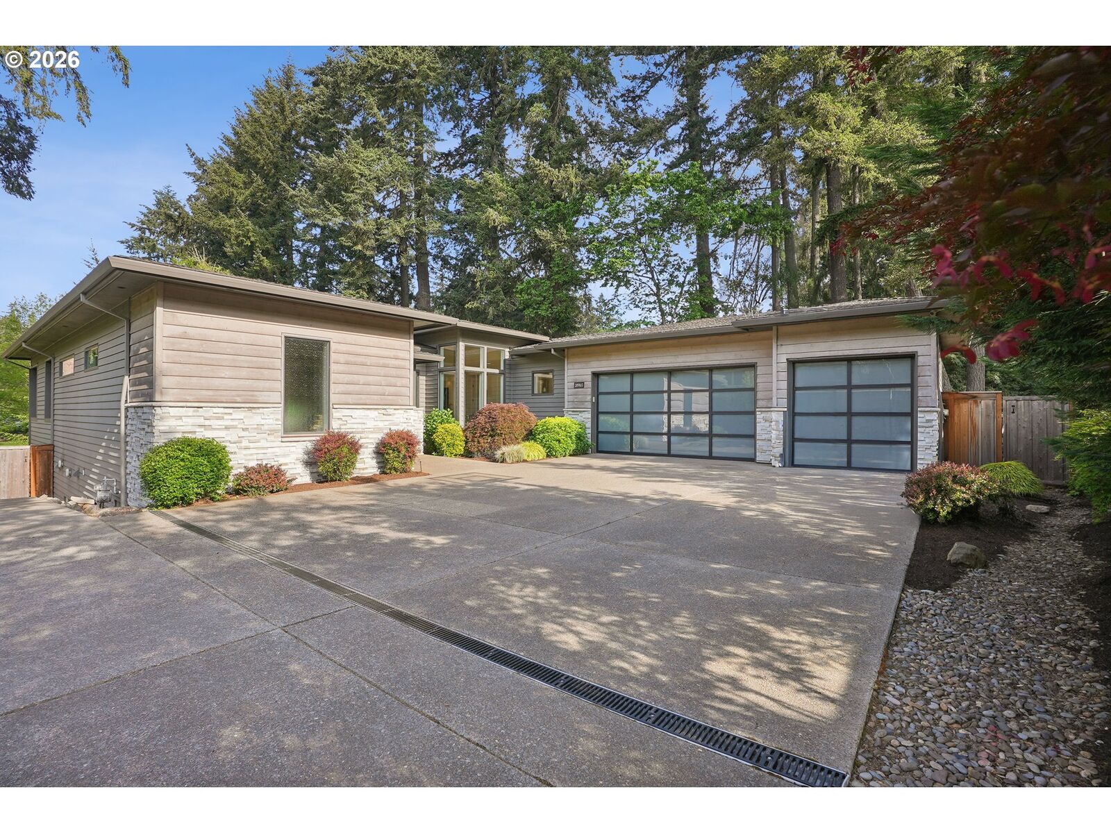 Property Photo:  18965 Pilkington Rd  OR 97035 