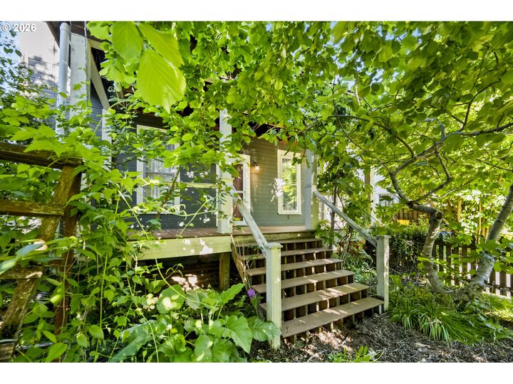 Property Photo: 4316 N Montana Ave OR 97217