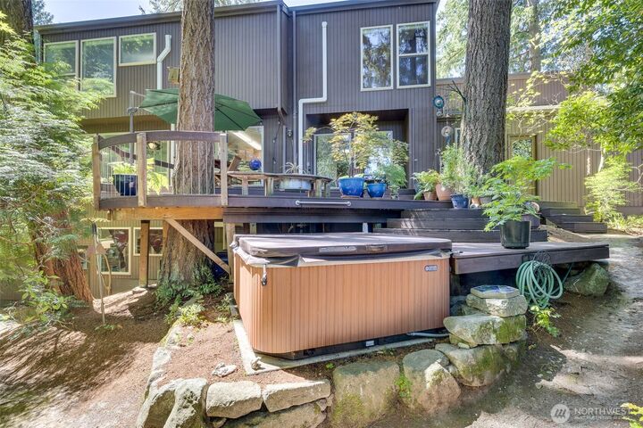 Property Photo:  3068  169th Avenue NE  WA 98008 