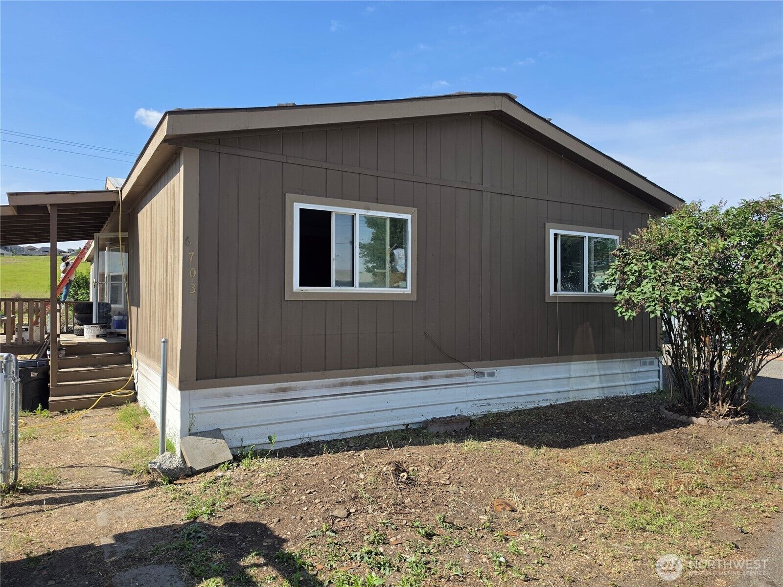 Property Photo:  6703  Haag Street  WA 99353 