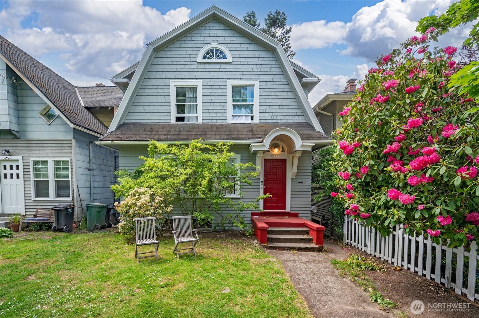 Property Photo:  5231  12th Avenue NE  WA 98105 
