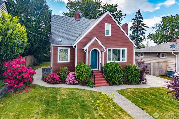 Property Photo:  1555  High Avenue  WA 98337 