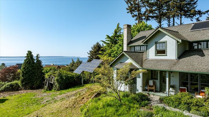 Property Photo:  321  Windantide Place  WA 98249 