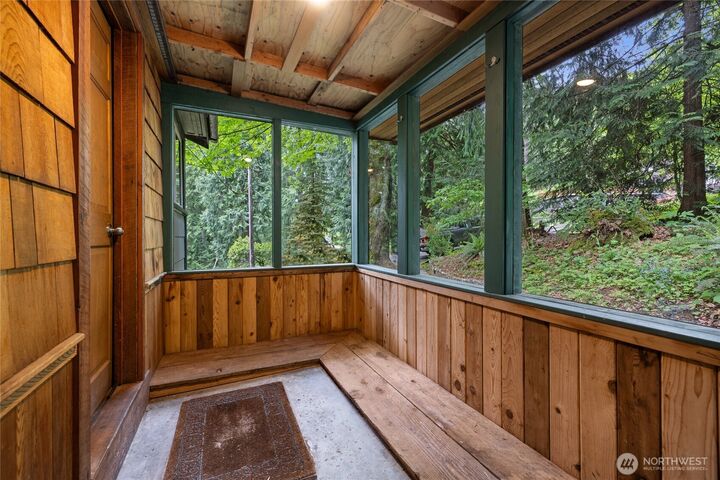 Property Photo:  17426 SE 60th Street  WA 98006 