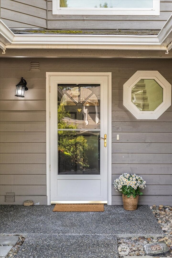 Property Photo:  15903 NE 40th Way 31B  WA 98052 