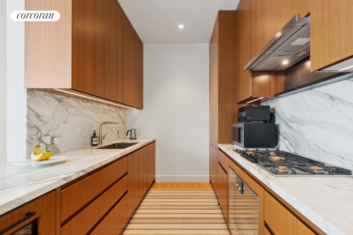 Property Photo:  15 E 30th Street 22C  NY 10016 
