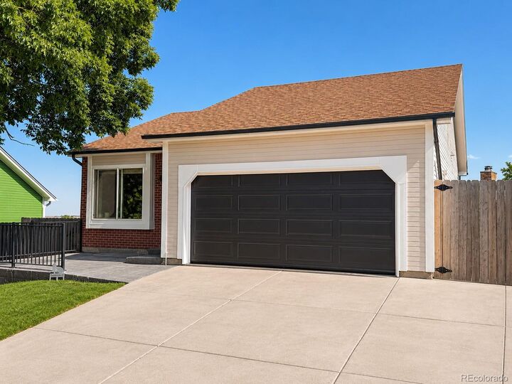 Property Photo:  392 Eisenhower Drive  CO 80027 