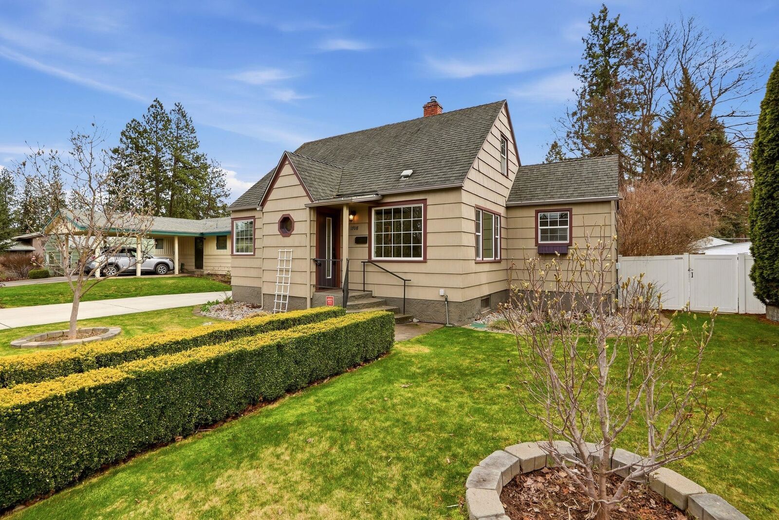 Property Photo: 1708 E 34th Ave WA 99203