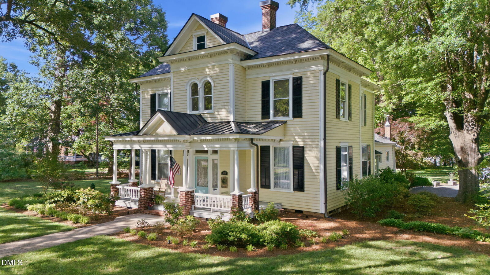 Property Photo:  513 College Street  NC 27565 