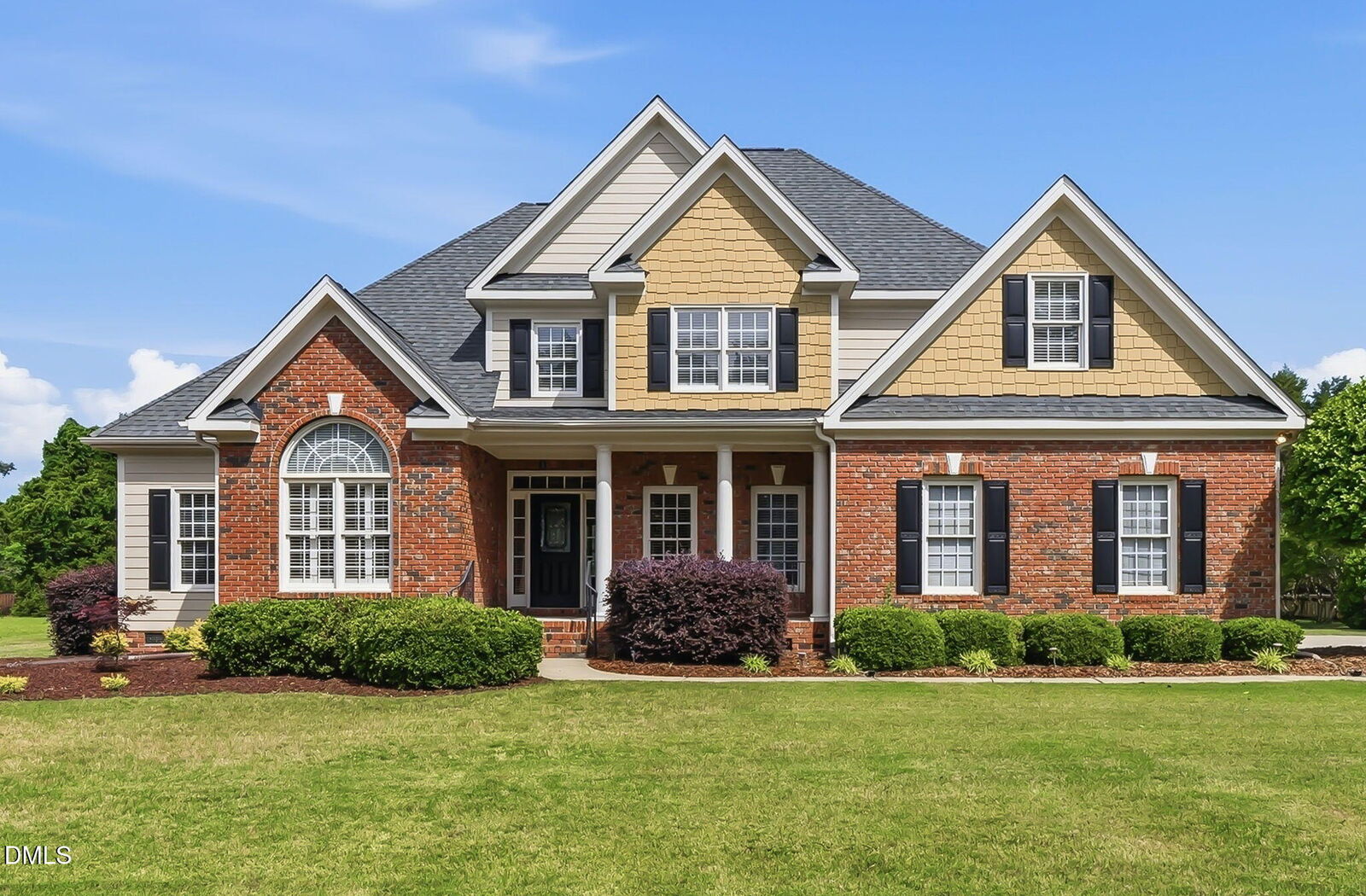 Property Photo:  428 Kings Hollow Drive  NC 27603 