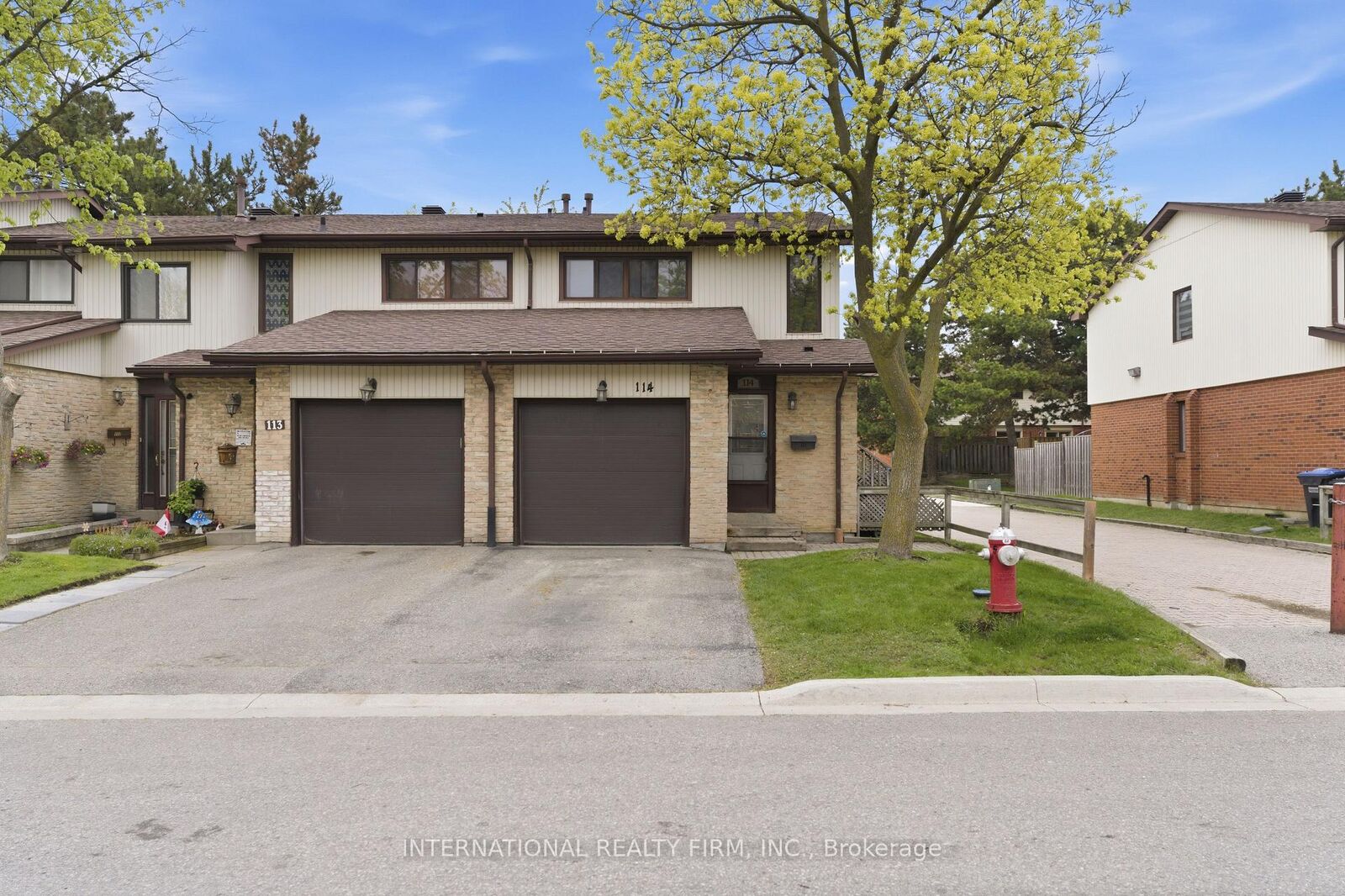 Property Photo: 114 Foster Crescent ON L6V 3M8