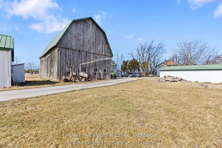 Property Photo: 997 Niagara Stone Road ON L0S 2J0